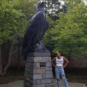 Meet your Posher, Sydne